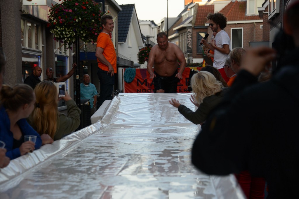 ../Images/Donderdag kermis 461.jpg